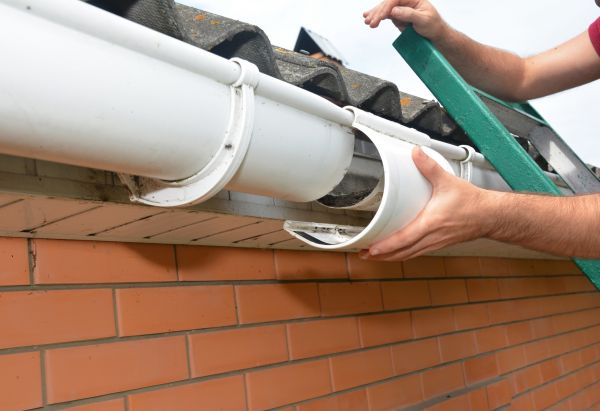Gutter Seam Repair in Galveston