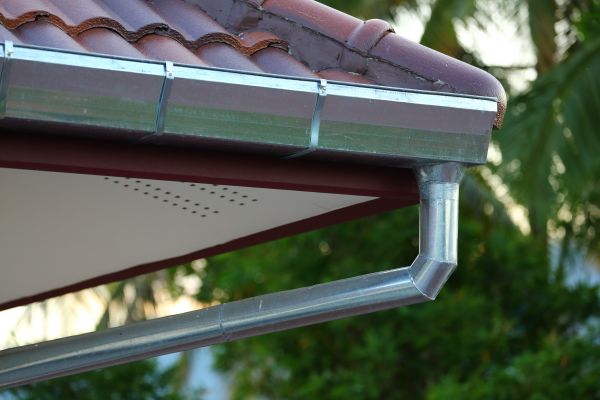 Metal Gutter Repair in Galveston
