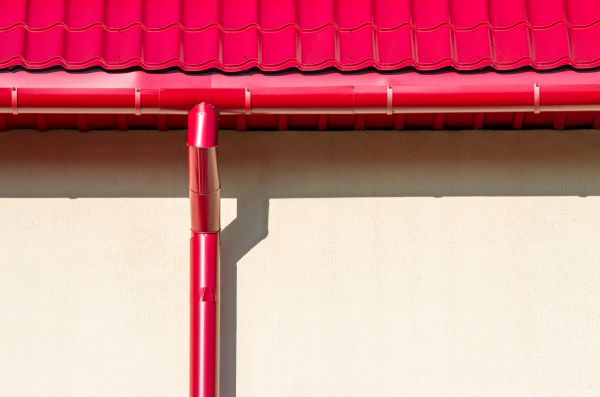 Cost of Downspout Reattachment in Galveston